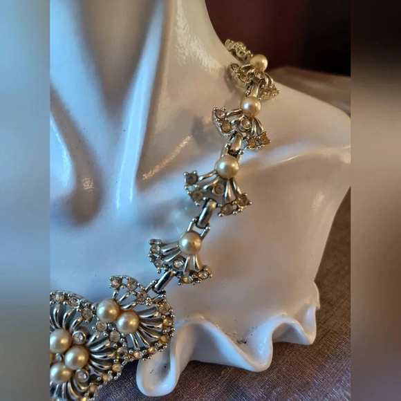 🍒 Vintage Sarah Coventry Fantasia Necklace 1956-1958 Rhinestone and Pearl - Picture 2 of 7